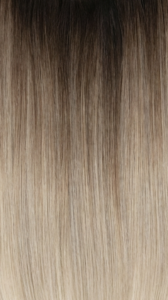 T1B/613# – Raíz negra con rubio platino